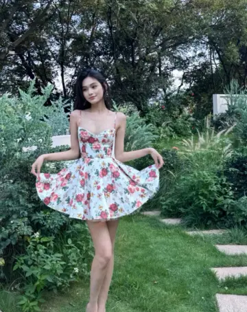 French Retro Floral White A-Line Spaghetti Straps Bodycon Mini Birthday Dress Homecoming Dress RS327