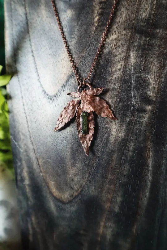 Small Green Tourmaline Pot Leaf