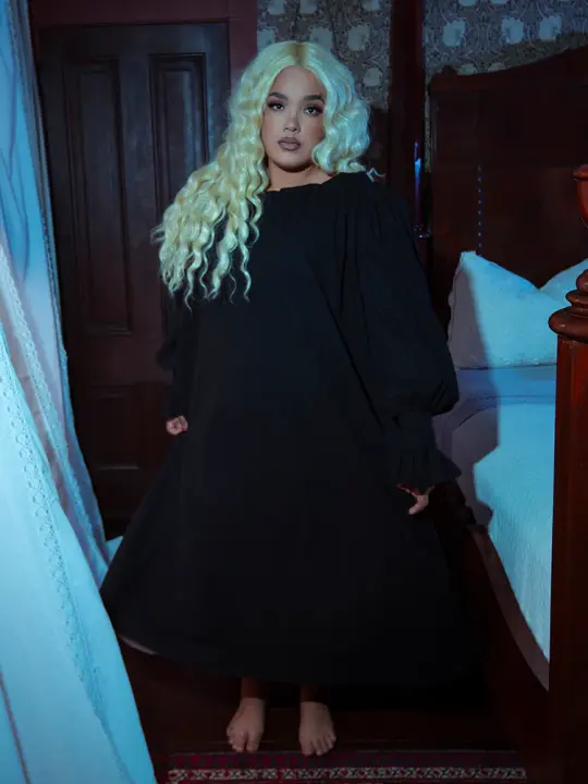 Victorian Sleeping Dress in Black