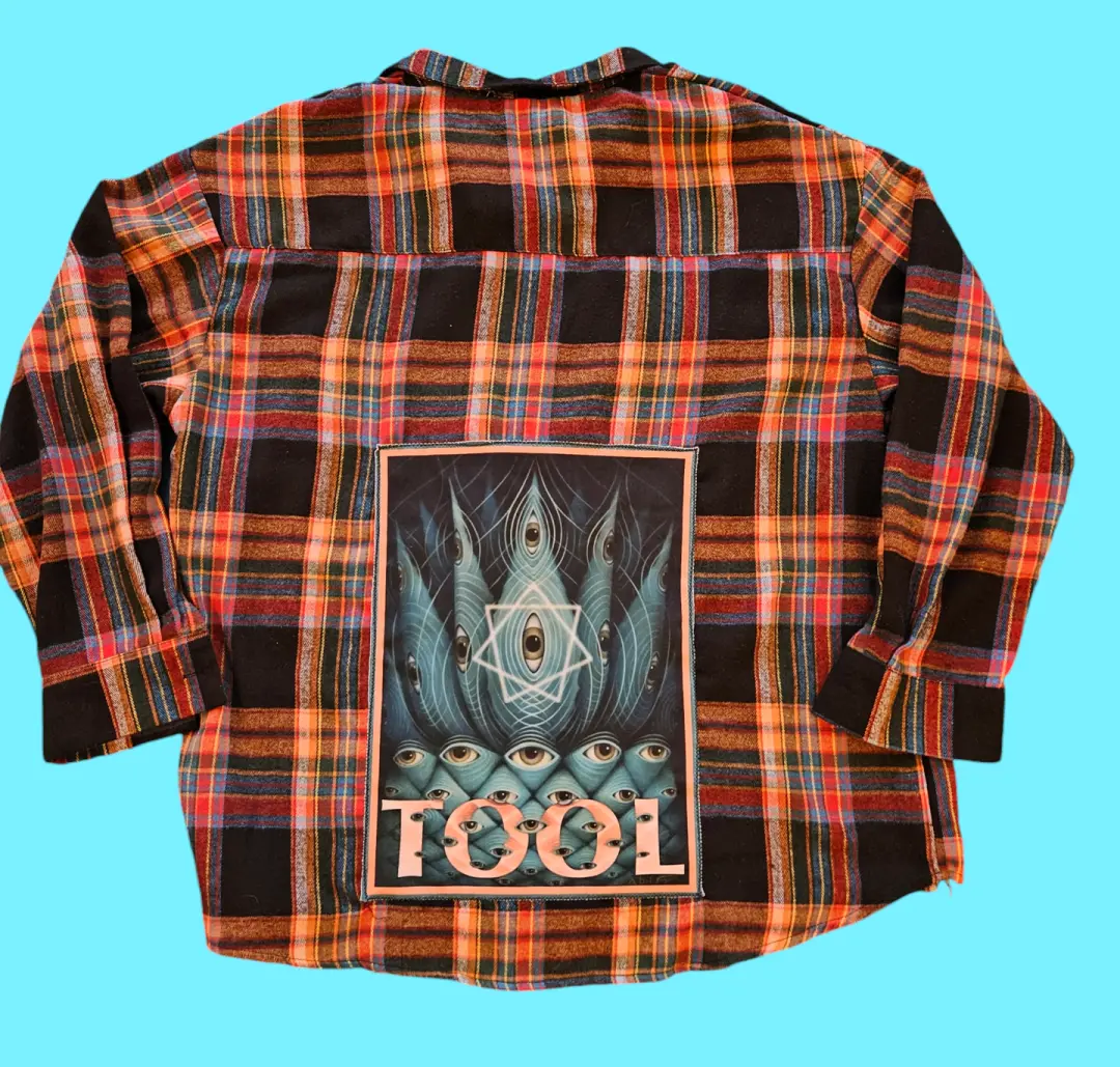 Tool band flannel size XL