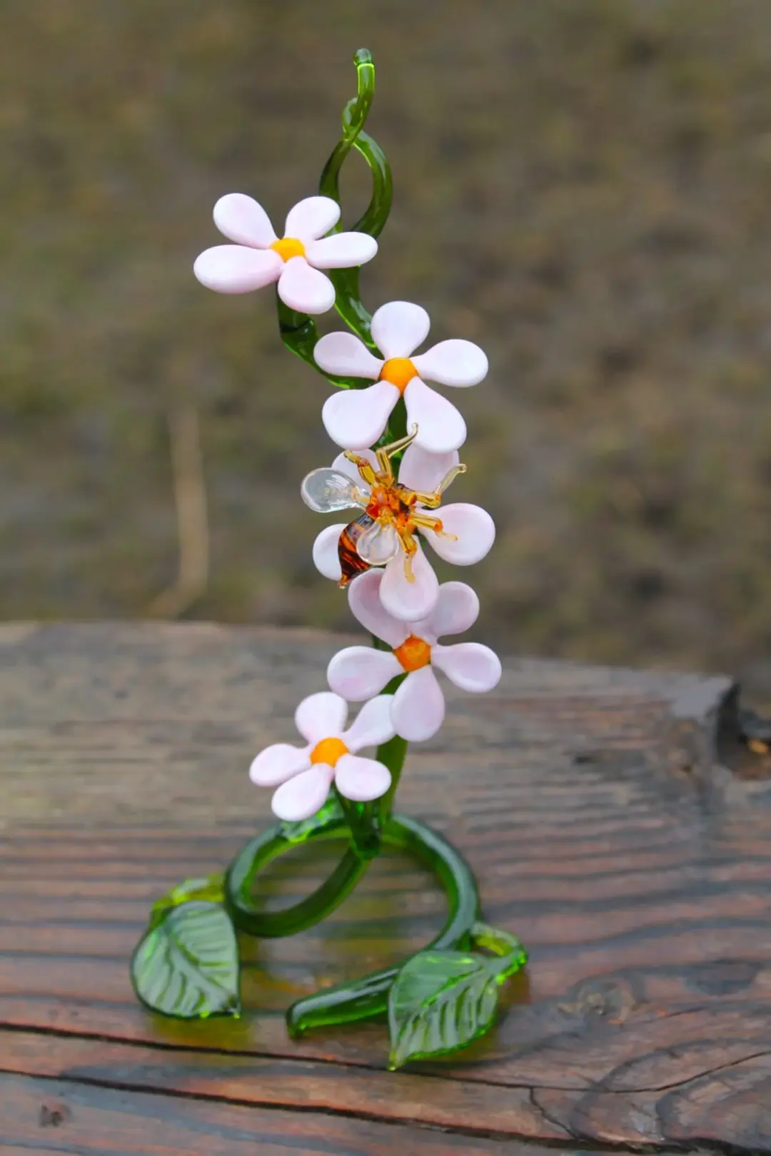 Tall Murano Glass Vine With Flowers And Bee Figurine 6.5 Inchesine