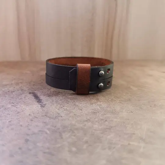 Unisex Dark Brown Leather Cuff – Minimalist Choker Inspired Design