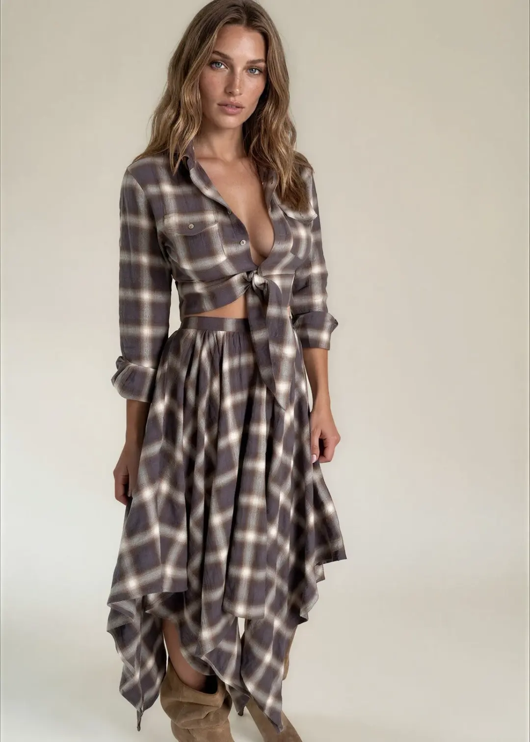Casey Set in Slate Plaid