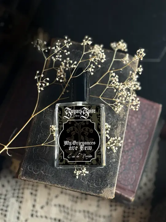 MY GRIEVANCES ARE FEW PERFUME