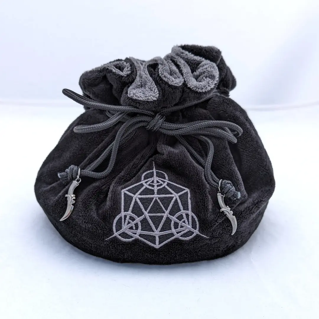 Rogue Dice Bag – Multi-Pocket Black Grey Velvet Pouch with Daggers | Fennek & Finch