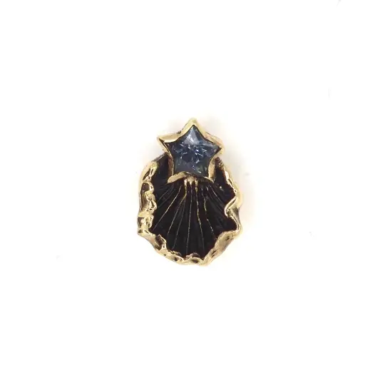 Oyster mushroom stud with Montana sapphire star