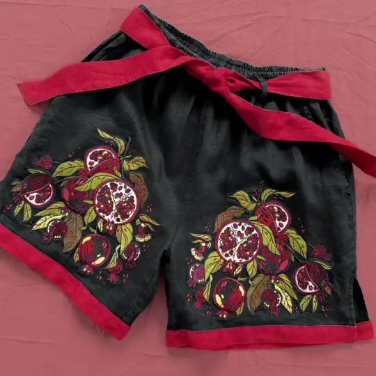 [LINEN SHORTS] Scarlet Garden
