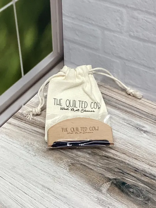 Quilted Cow-Wool Mat Comb
