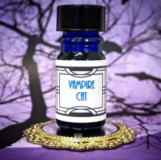 *Vampire Cat