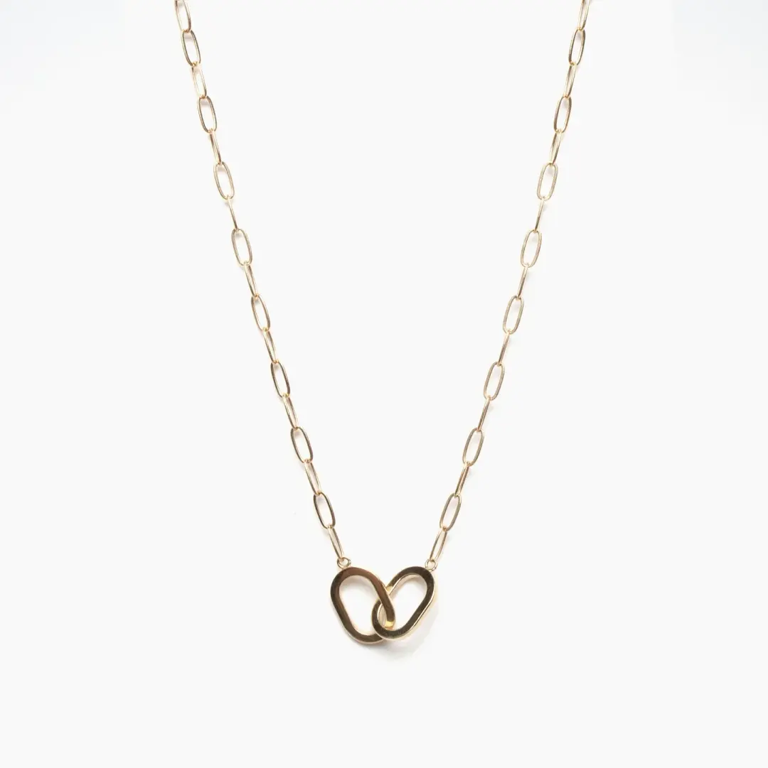 Gold Interlocking Oval Necklace