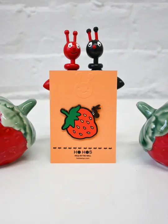 "Strawberry & Ant" Enamel pin