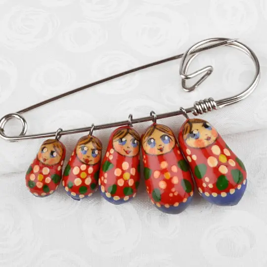 5 Russian Dolls Pin