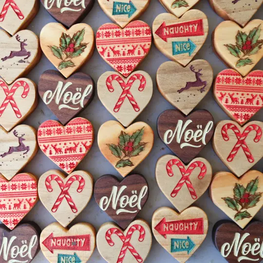Heart-Shaped Mystery Boxes :: Christmas