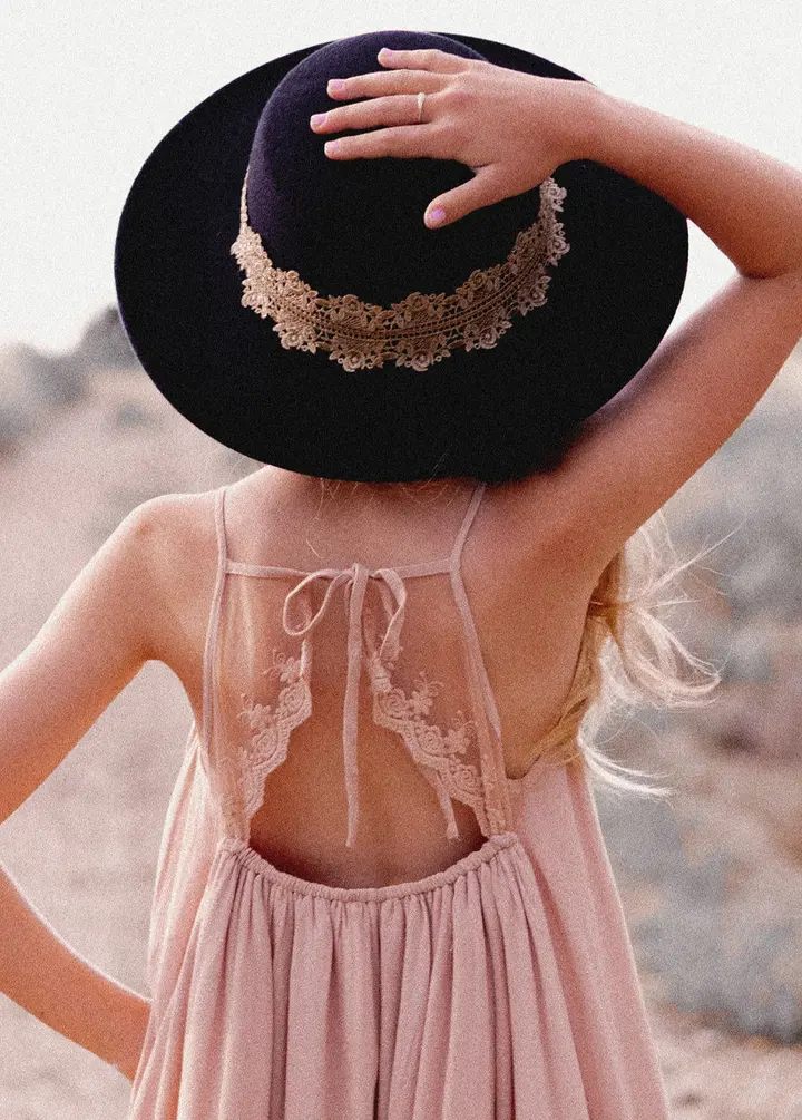 Hallie Hat in Black