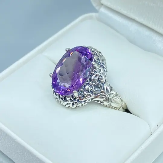 Natural Amethyst Butterfly Ring, Size 6.5, Oval Gemstone, Art Nouveau Vintage Ring, D79 - Ready to Ship