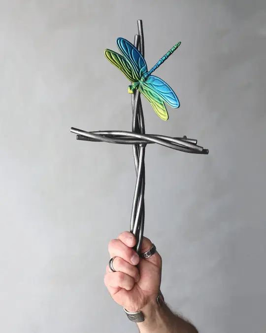 Dragonfly Cross