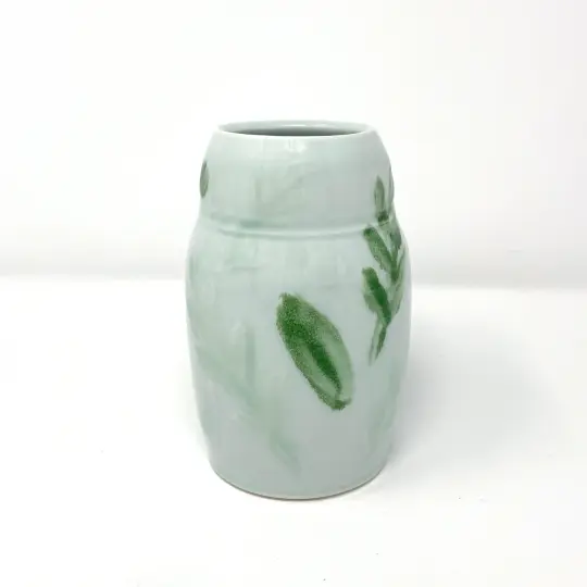 Leaf Bud Vase