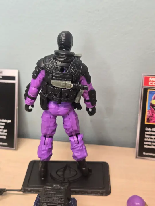 G.I. Joe S.A.W. Viper 2008 Figure Complete with Accessories Helmet File Cards Loose