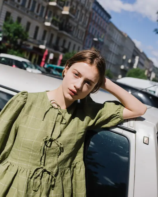 MELINA bow tie linen blouse