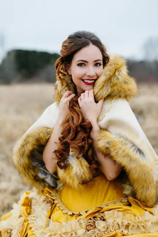 Belle Wedding Cape