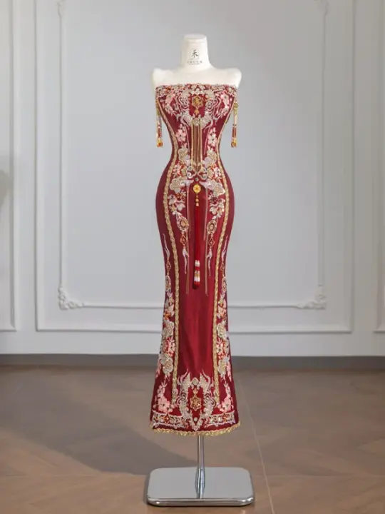 Red strapless embroidered vintage floral pattern fitted long ball gown/bridal dress R8250