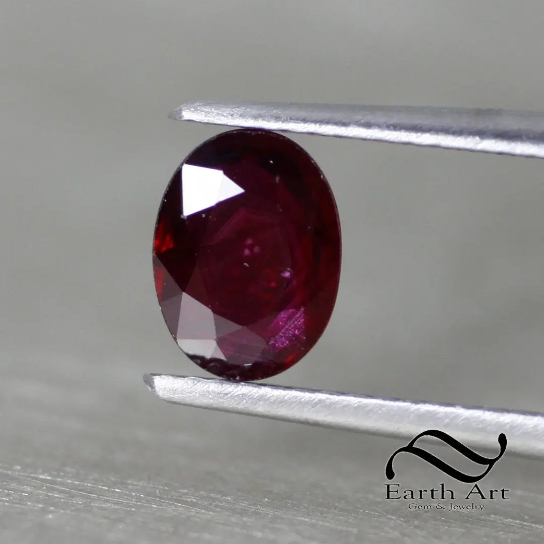1.20 ct Natural Ruby - Loose red Oval 8x6