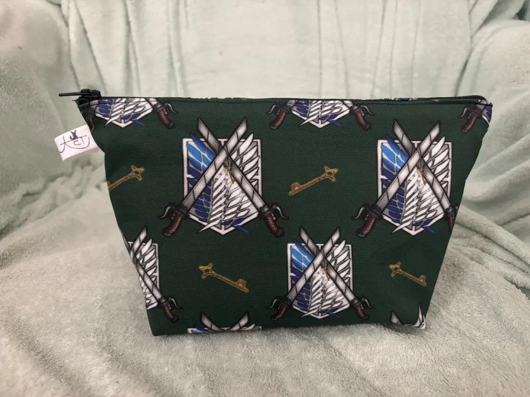Fight Zipper Pouch