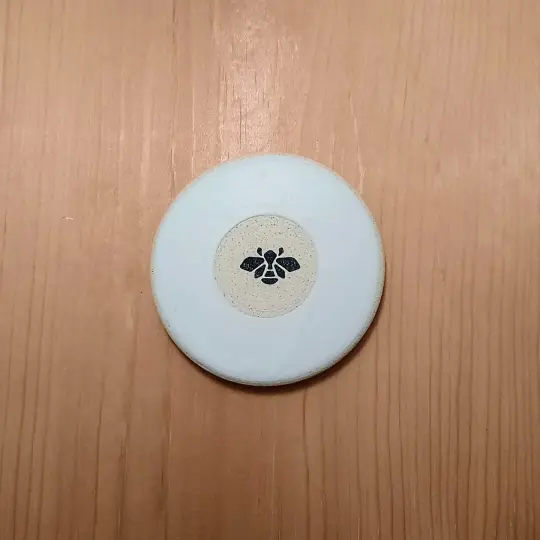 Sucreabeille Bee Coaster by Oly Pots