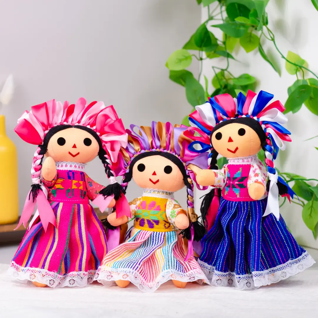 María Traditional Mexican Lelé Doll