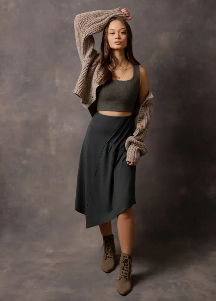 Aylani Skirt in Midnight