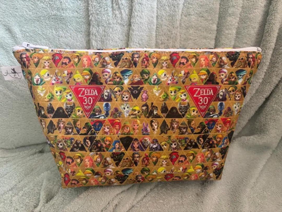 Fantasy Hero Zipper Pouch
