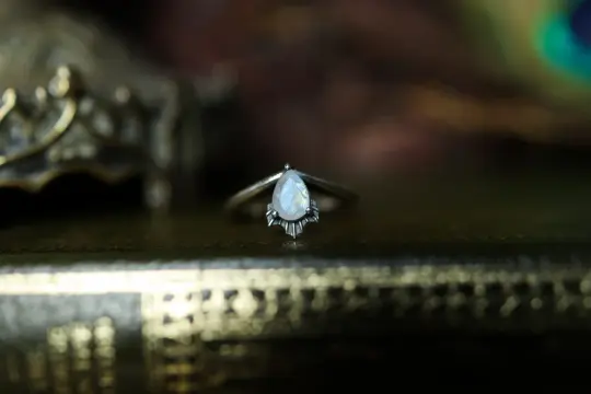 Radiant Rain Ring - Silver - Rainbow Moonstone