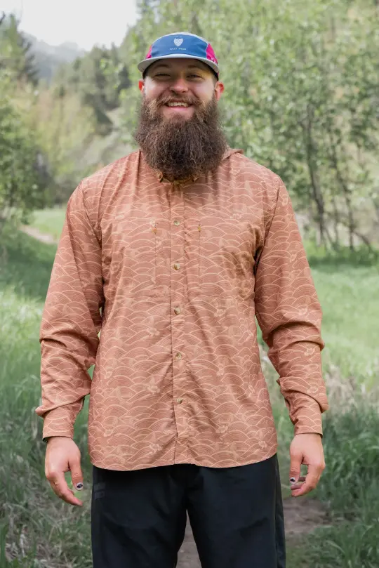 Triple Crown Button Down Long Sleeve | Golden Waves