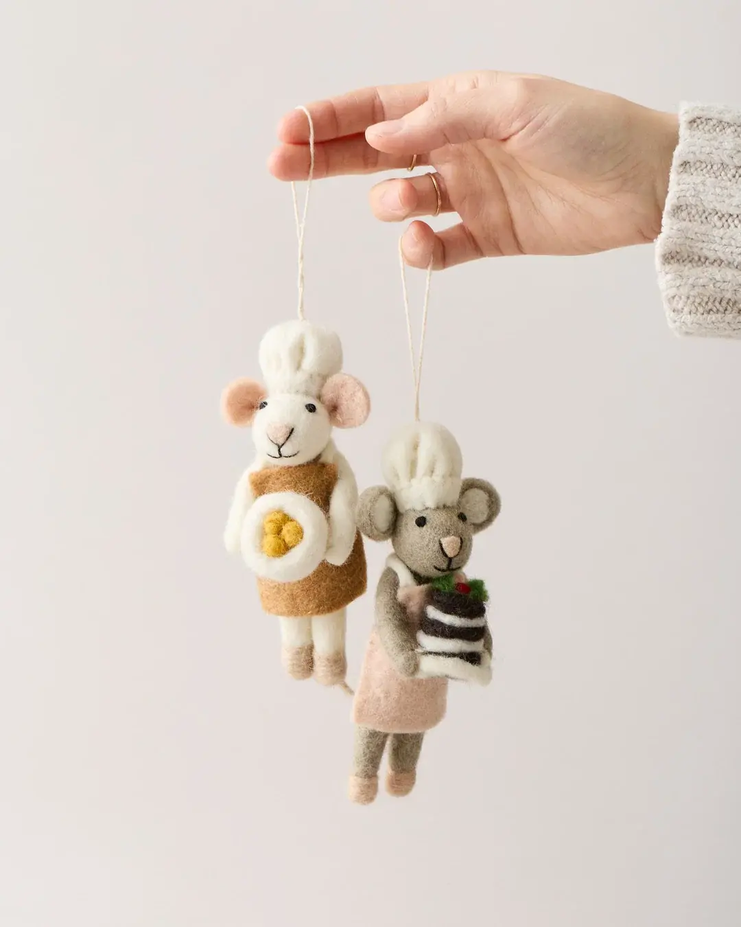 Felted Baking Mouse Ornament