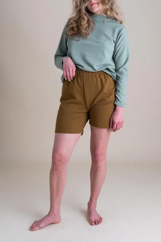 Jayne Shorts in Almond