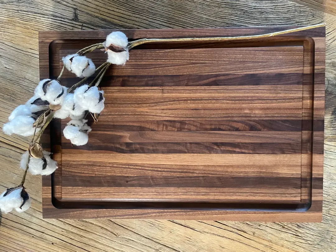 24M013 -  XL Joined Walnut Board with Juice Groove & Board Feet