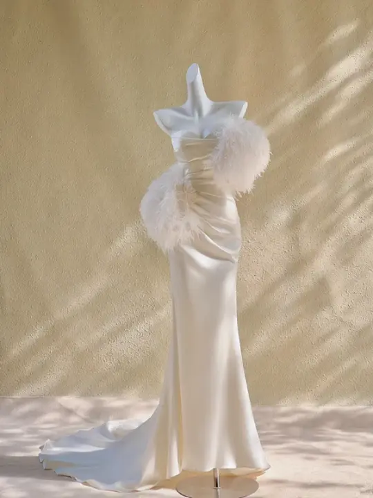 Champagne-colored strapless satin waist slim mermaid maxi bridal gown R5821