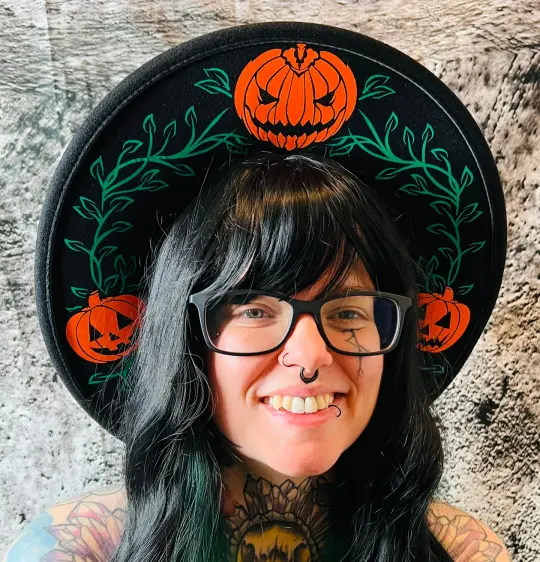 Jack-o'-Lantern Vines Vegan Felt XL Wide Brim Hat