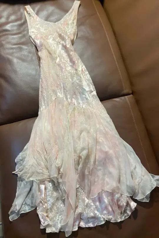 Charming Champagne Prom Dress,A-Line Spaghetti Straps Bodycon Glitter Maxi Celebrity Dress RS1051