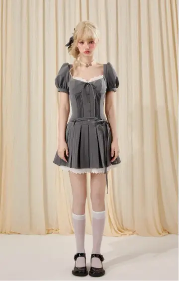 College style lace stitching gray puff short sleeve waist pleated dress R5210