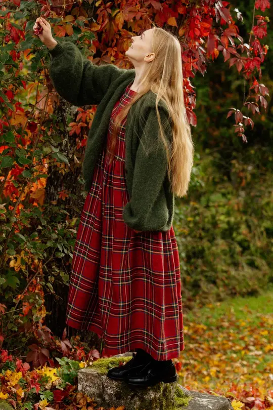 Gaia – Linen Smock Dress
