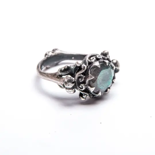 * Ready to Ship * Belonging To The Darkness Part II: Labradorite. Size 4.5