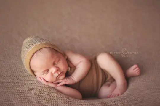 Ella Beanbag Backdrop in Brown