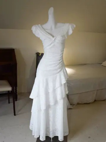 French Chic White Ruffled A-Line V-neck Lace Maxi Prom Dress Summer Dress RS513