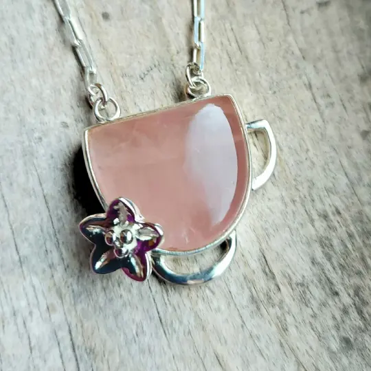 Rose Quartz Pendant [Party] — Cup of Wings