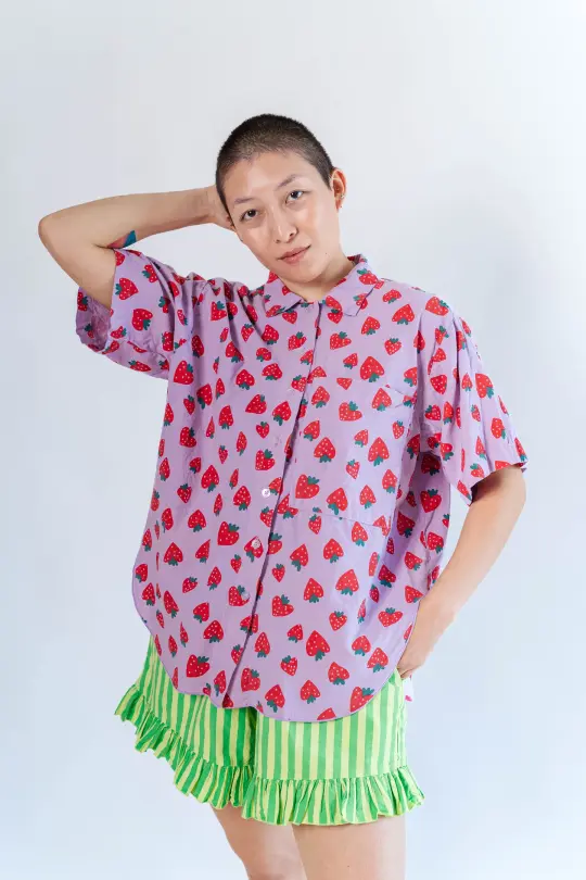 PURPLE STRAWBERRY TULIP TOP