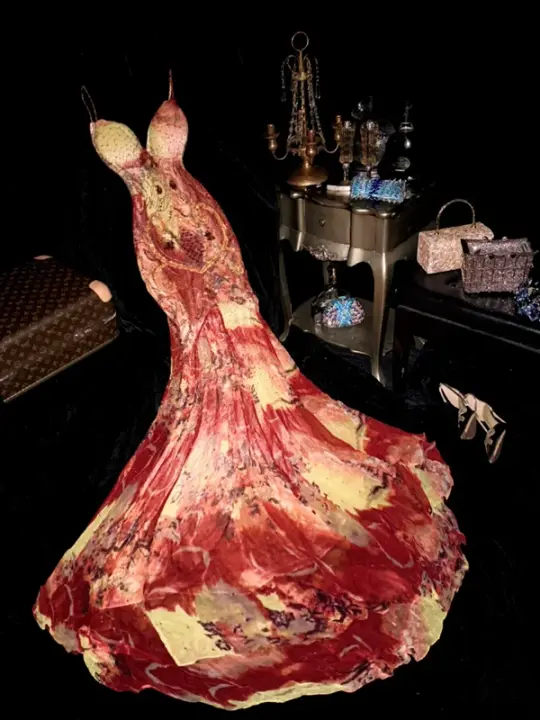 Red tie-dye halter-neck fitted long ball gown R6886