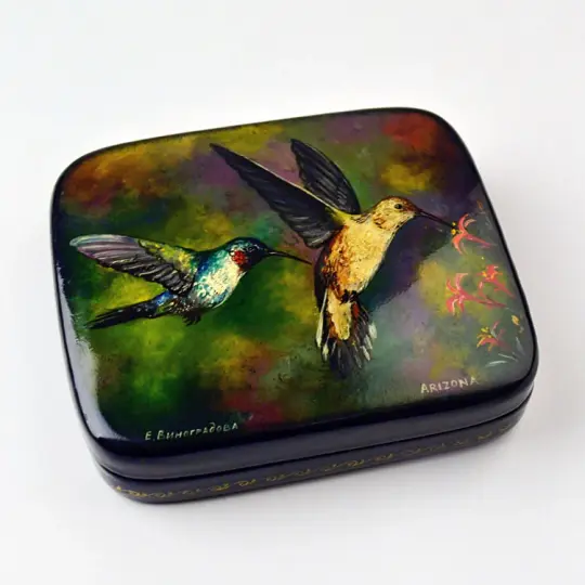 Two Hummingbirds Lacquer Box