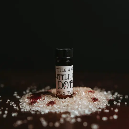 Little Red Dots | Artisan Perfume