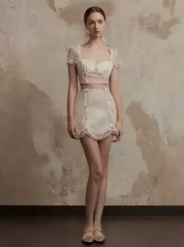Beige sexy top hip-hugging design short skirt suit homecoming dress R4849